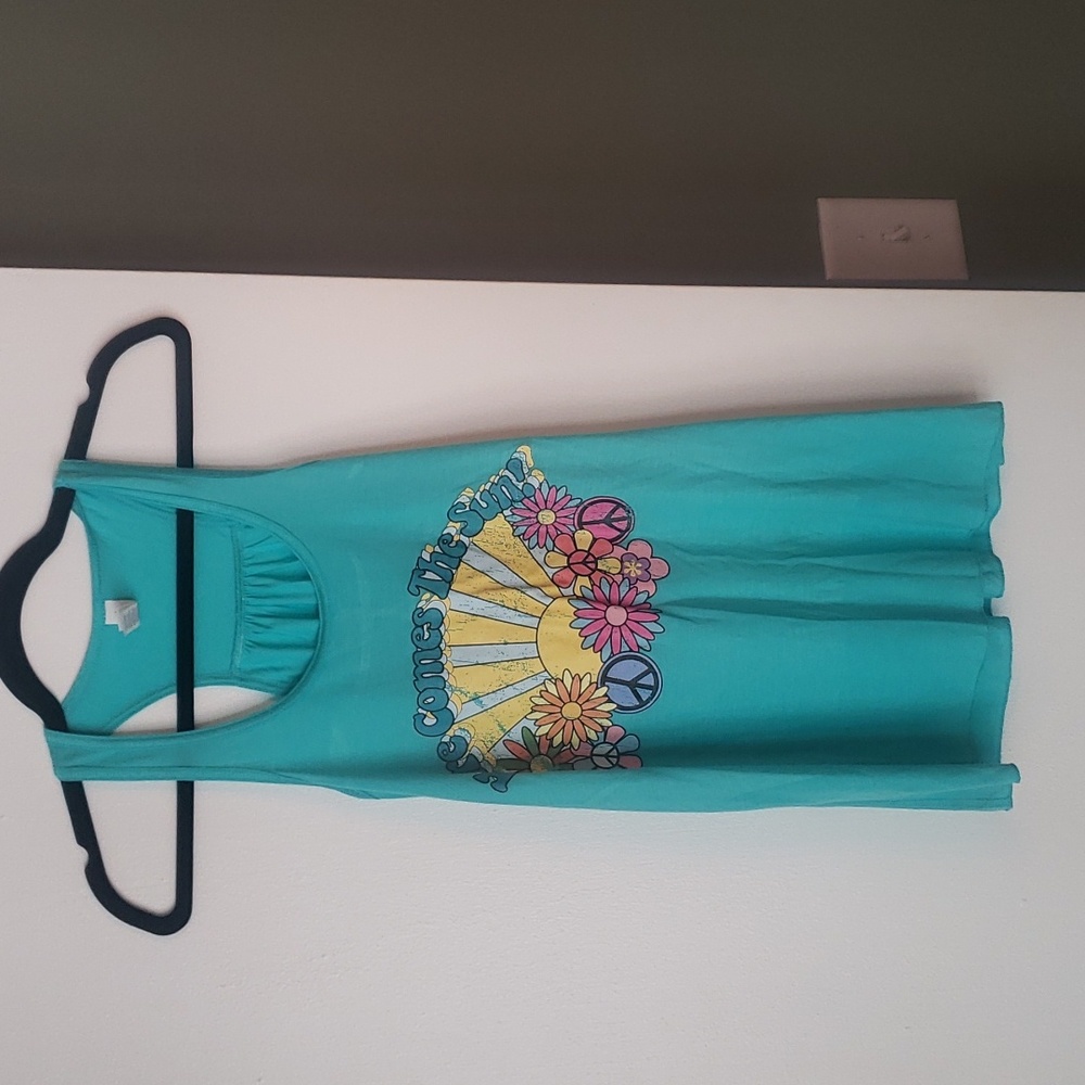 Graphic tank medium
